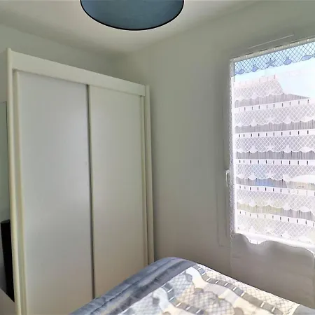 Saint-georges-de-didonne, 2 Pieces, 4 Personnes - Fr-1-738-12 Apartment *